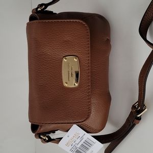 MICHAEL KORS Brown and Gold Jet Set Small Flap Leather Crossbody